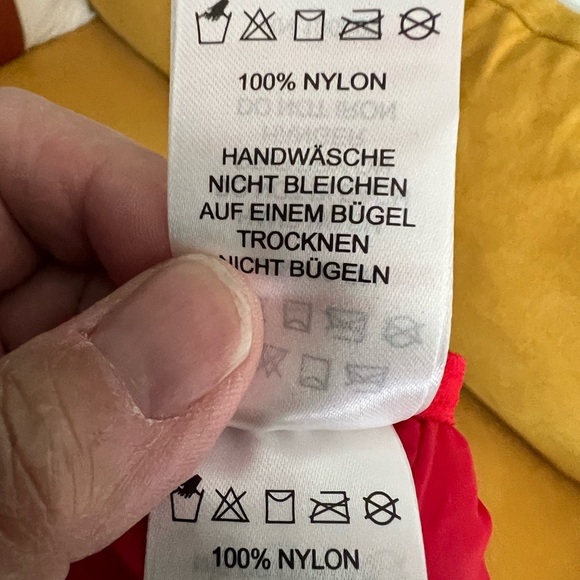 IM NYC dog jacket, red puffy jacket it’s zipper. Small dog. Fully sanitized - Picture 7 of 8